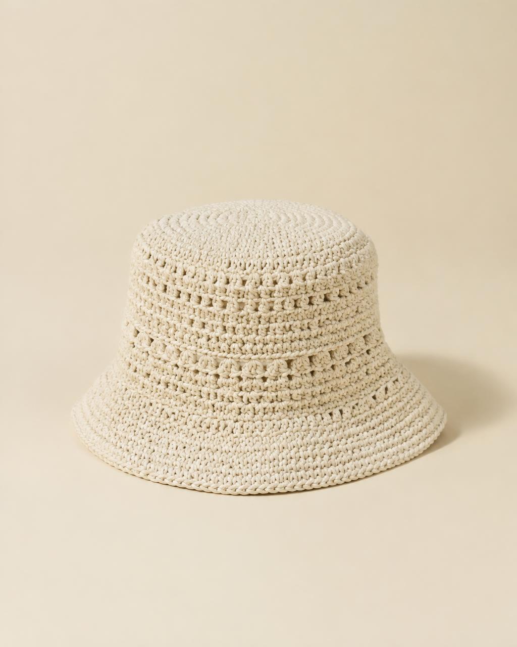 Cream bucket hat